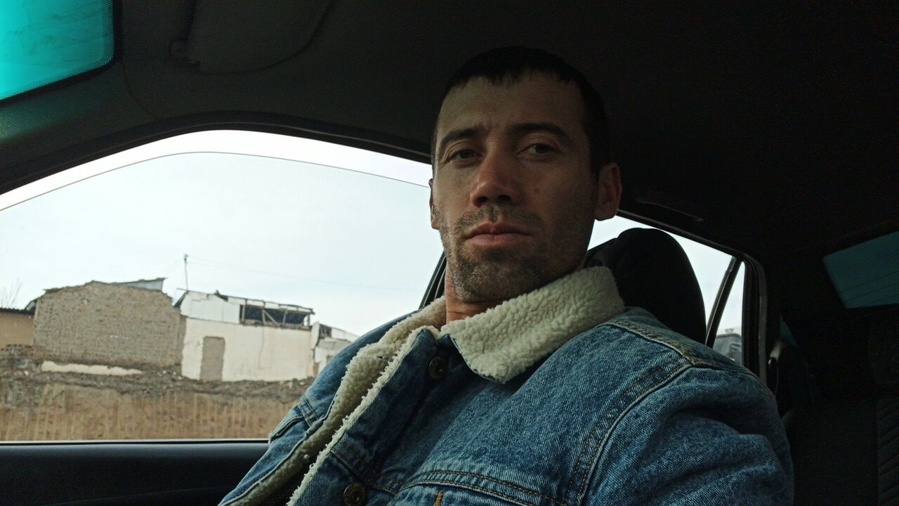  32307578  , 35 ,    -