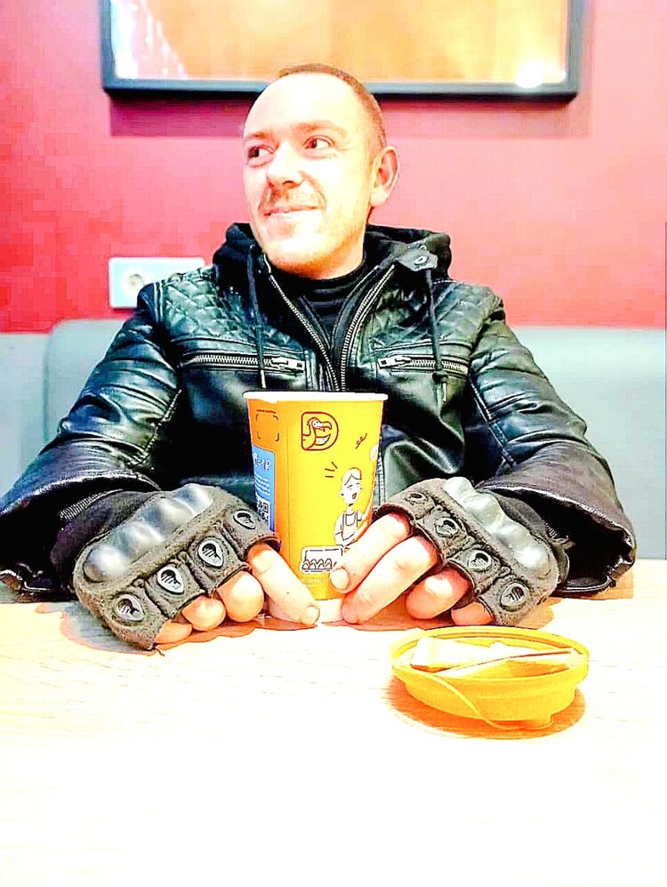  50486618  Oleg, 32 ,     