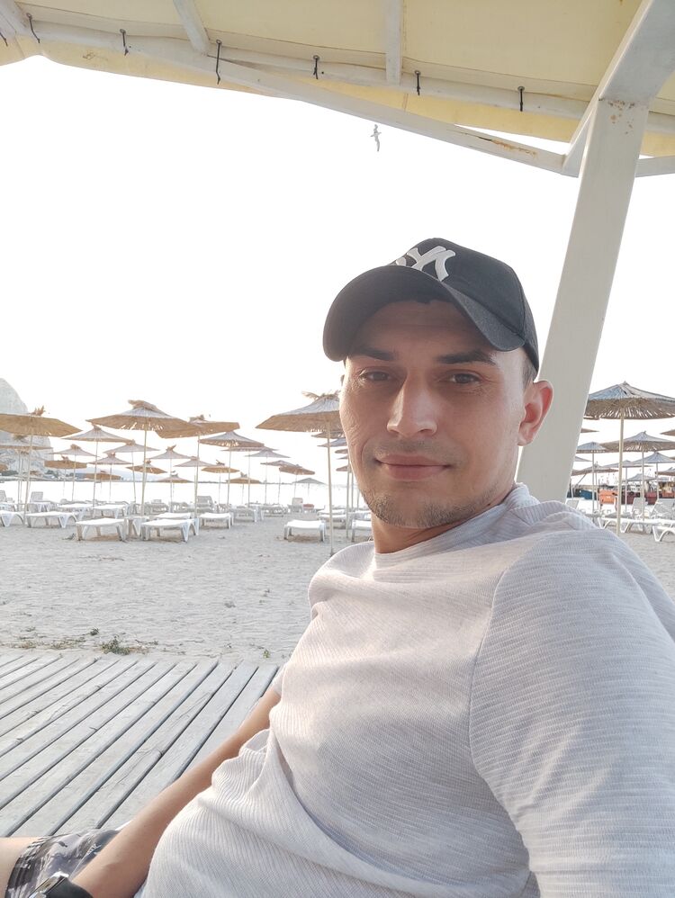  46564778  Vadim, 31 ,    