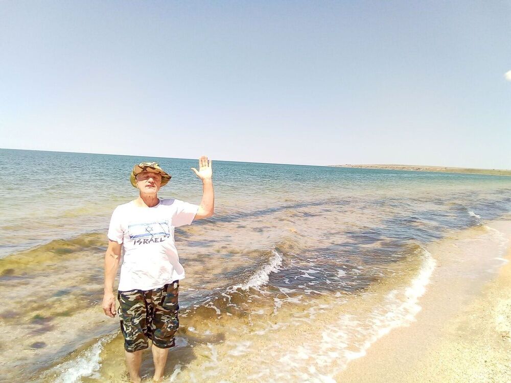  ,   , 70 ,   c 
