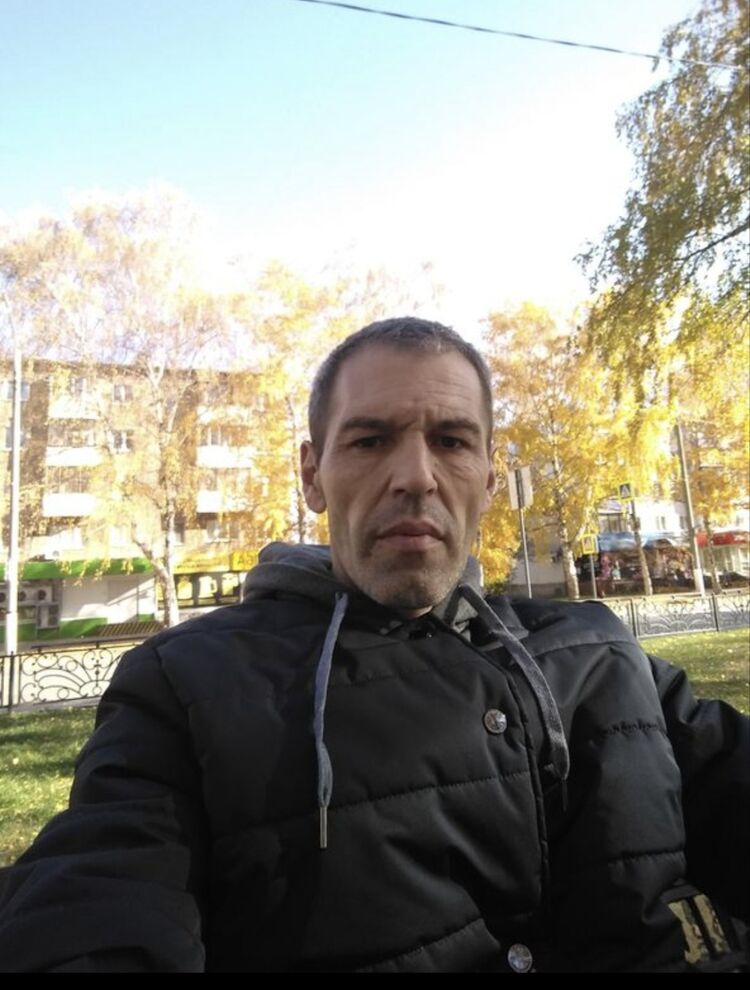  38975558  Shamil, 46 ,    