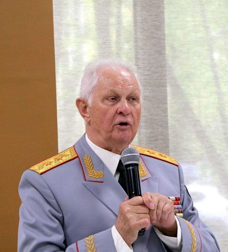  26804098  , 58 ,    