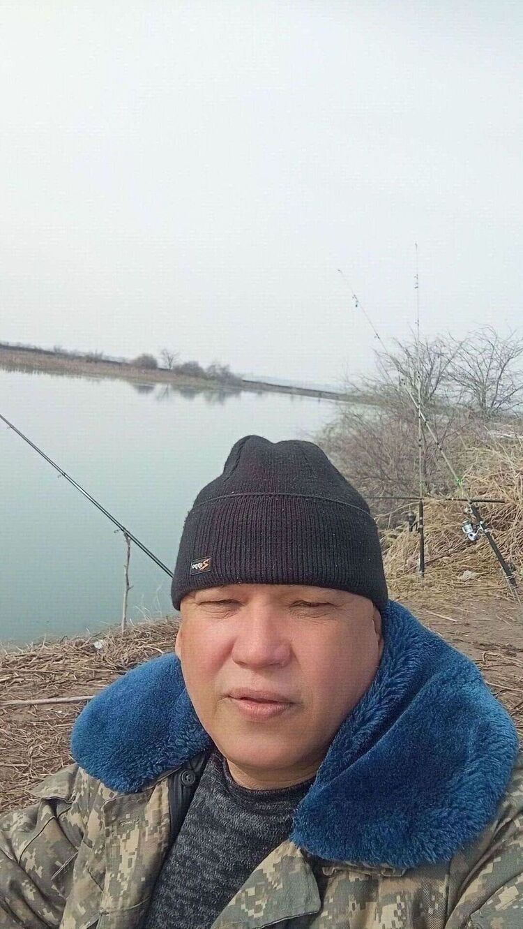  53746978  , 52 ,    -