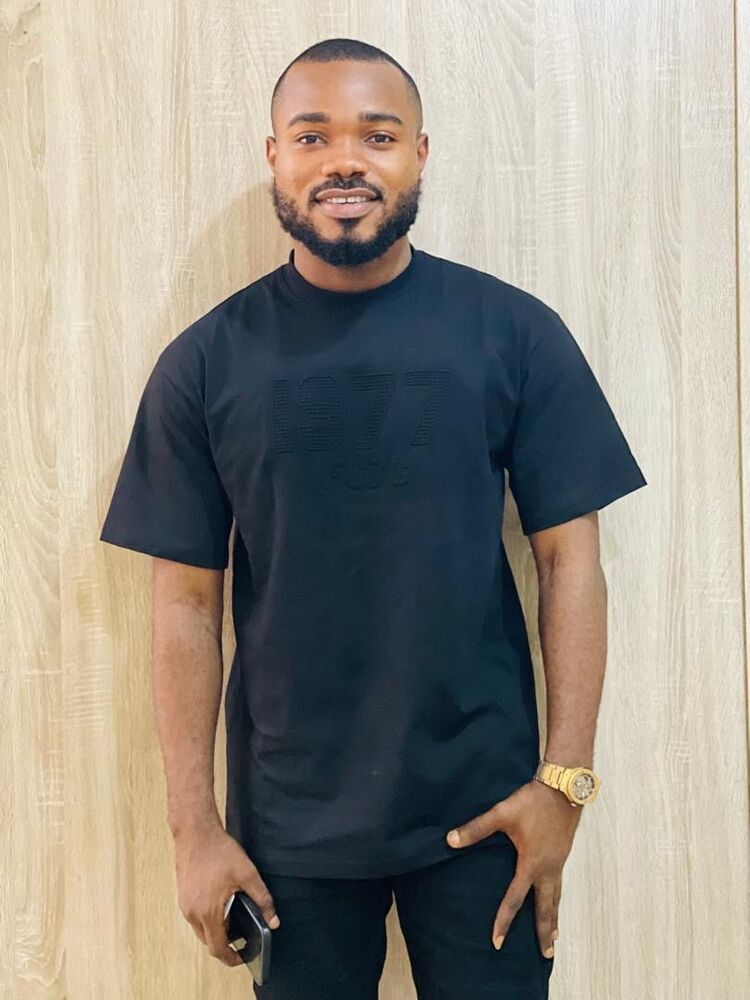  45475308  Victor, 49 ,    Awka