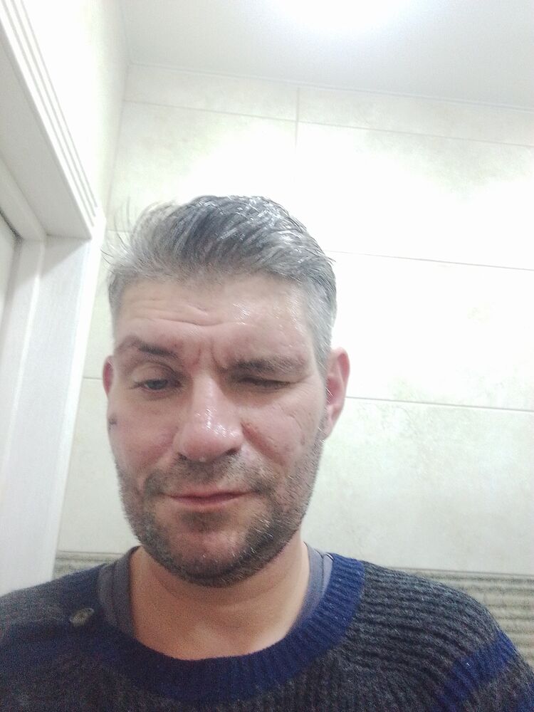  ,   Antonio, 42 ,     , c 