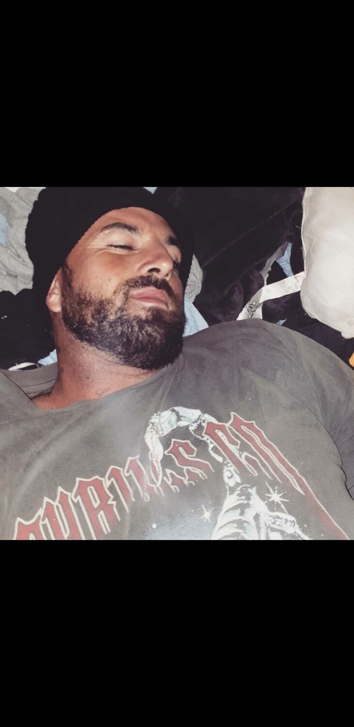 ���������� �������, ���� ������� Russell, 34 ����, ������������ ��� ������, ����� � ���������