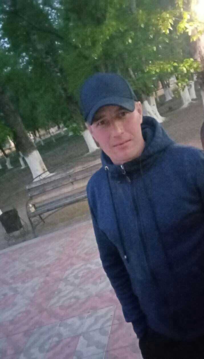  46614328  , 37 ,    