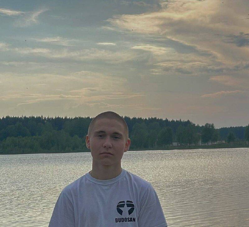  46519498  , 19 ,    