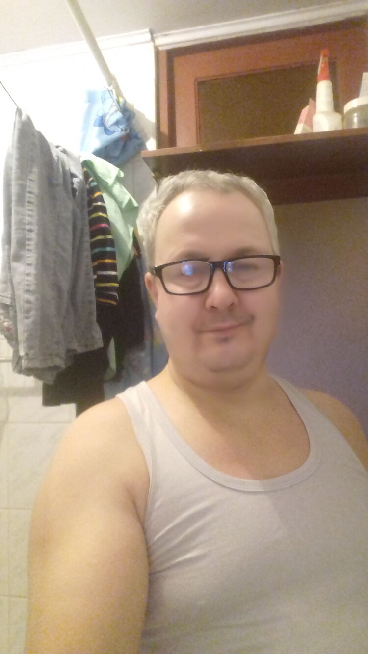  51255448  , 49 ,    
