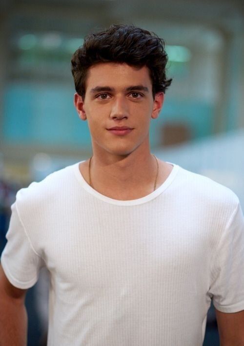  26891668  Leonid, 25 ,    