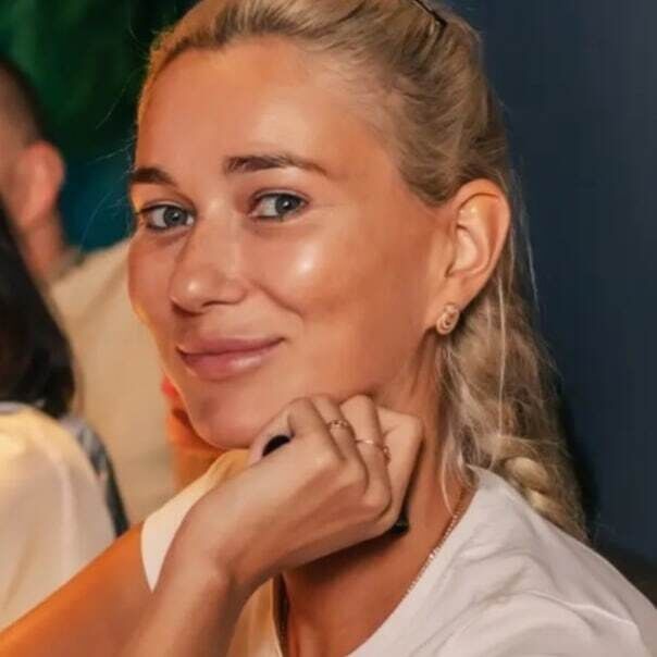  North Miami Beach,   IRINA, 37 ,   c 