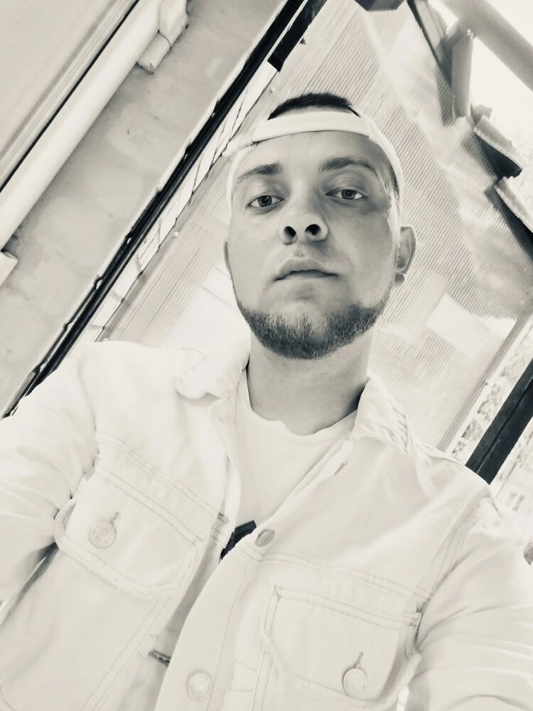  46025968  , 27 ,    