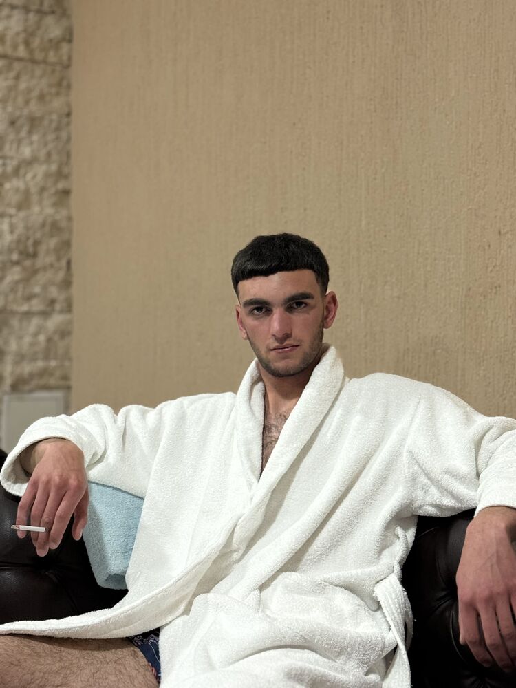  ,   Sargis, 27 ,   ,   
