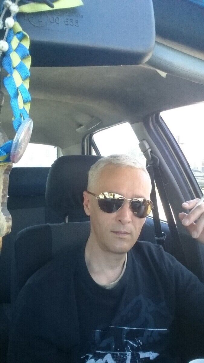  20479988  Igor, 51 ,    
