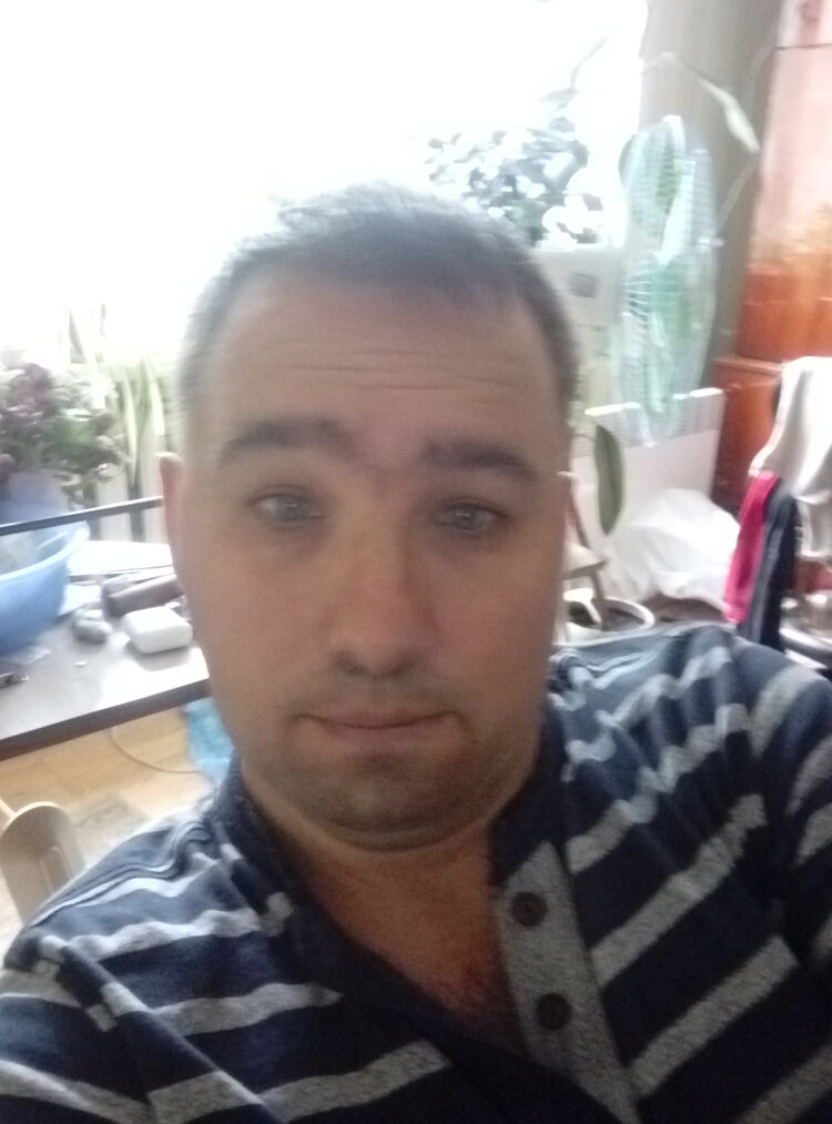  23742288  , 43 ,    