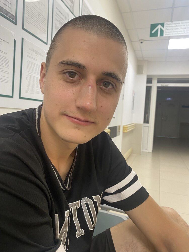  47688728  Shaykhullov, 25 ,    