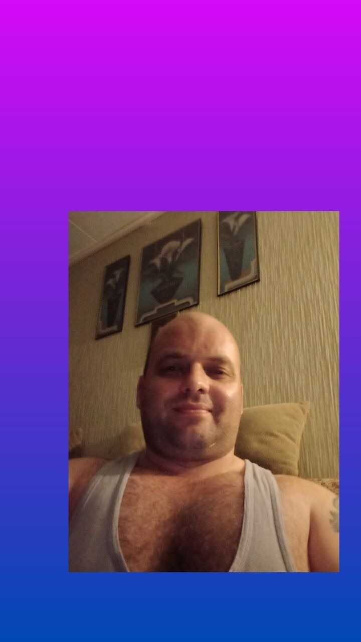  24452268  , 47 ,    