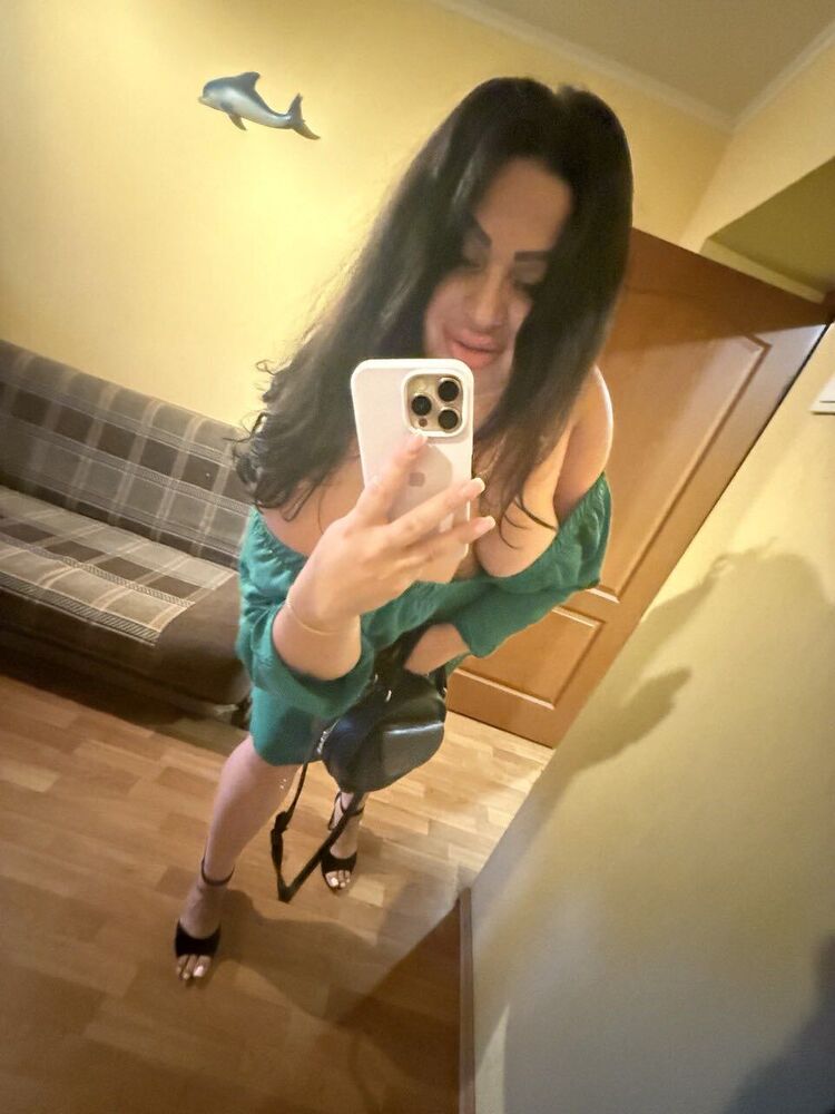  52631748  Alina, 30 ,    