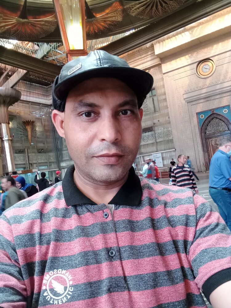  22781308  Ibrahim, 45 ,    