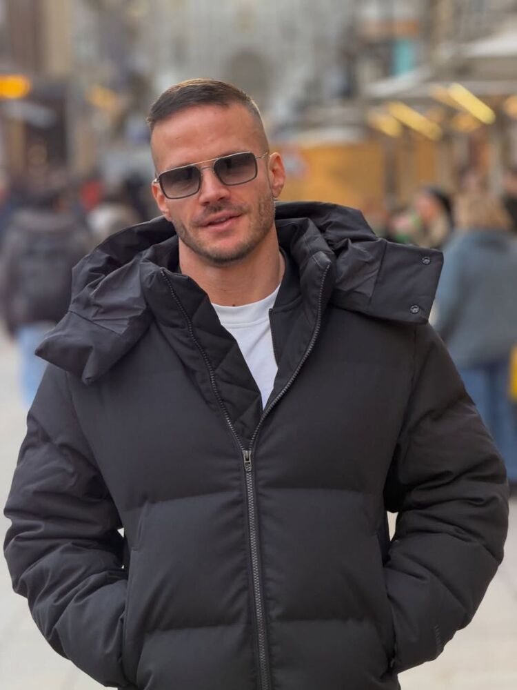 ���� 56137398 ������� ����, 37 ���, ���� ���������� � �����