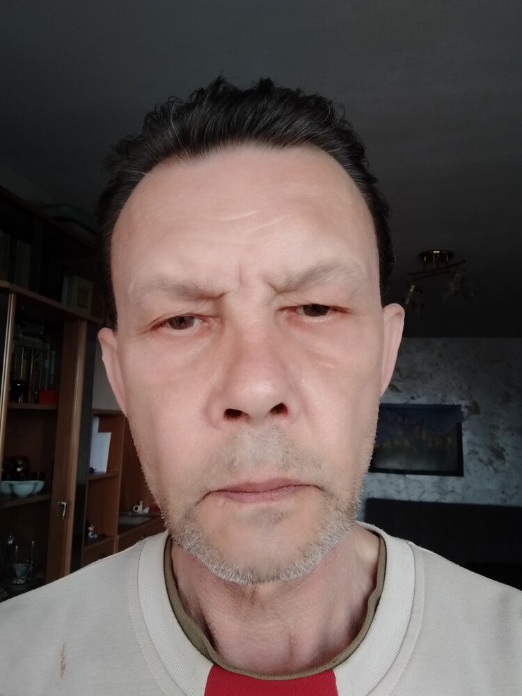  25799708  , 65 ,    