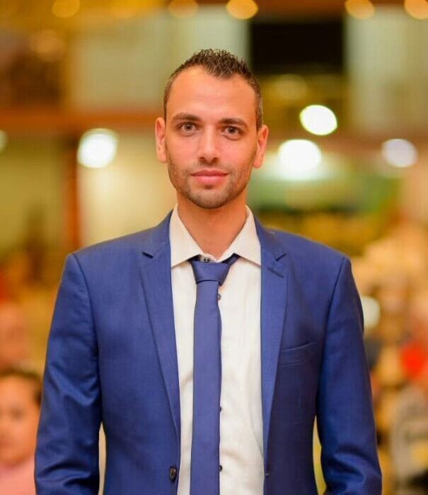  ,   Sam, 37 ,   ,   