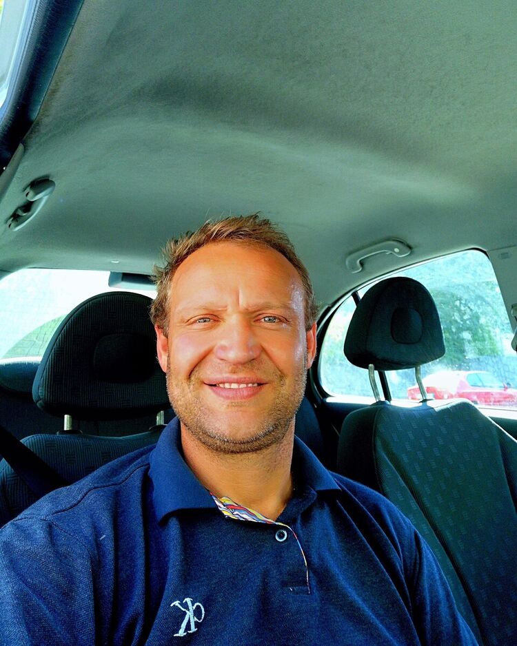  Johanneshov,   Martin, 42 ,   ,   , c 