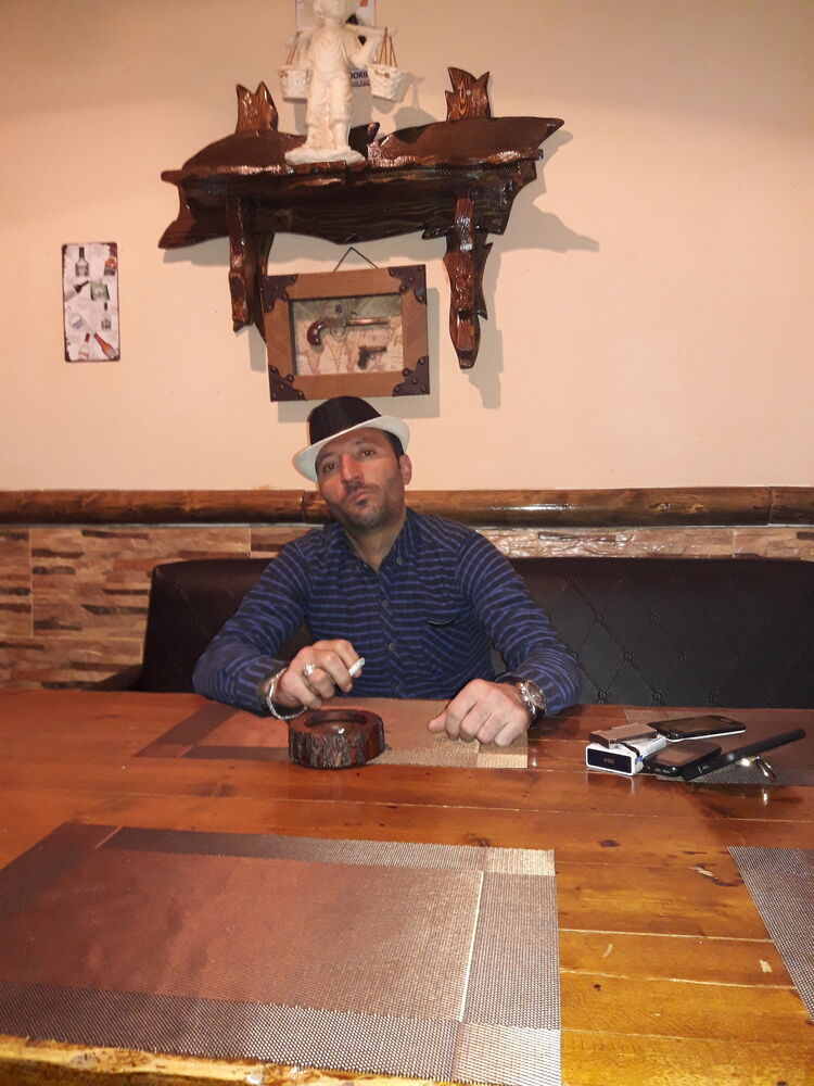 ,   Araz, 44 ,   ,   , c 