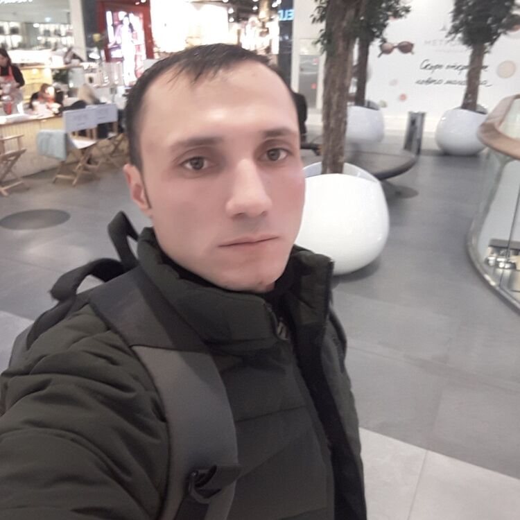  ,   Dimon, 39 ,   