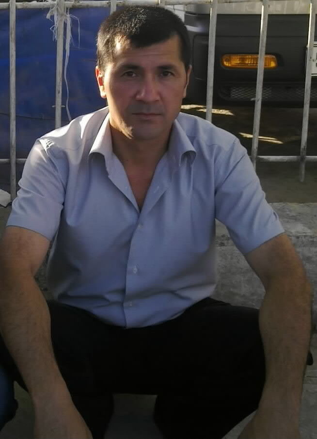  ,   Bek, 49 ,  