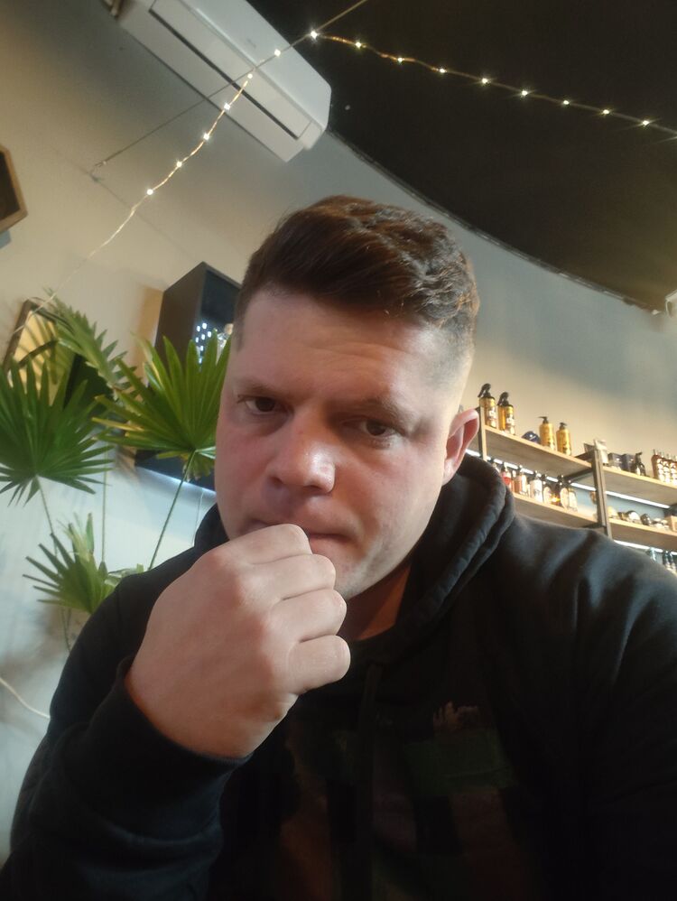  48949938  , 32 ,    