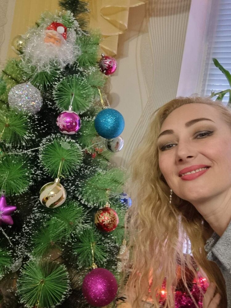  ,   Liudmila, 47 ,     , c 