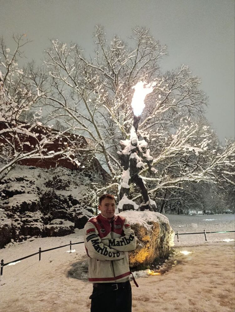 ���������� Pontedera, ���� ����� Eduard, 18 ���, ������������ ��� ������, ����� � ���������