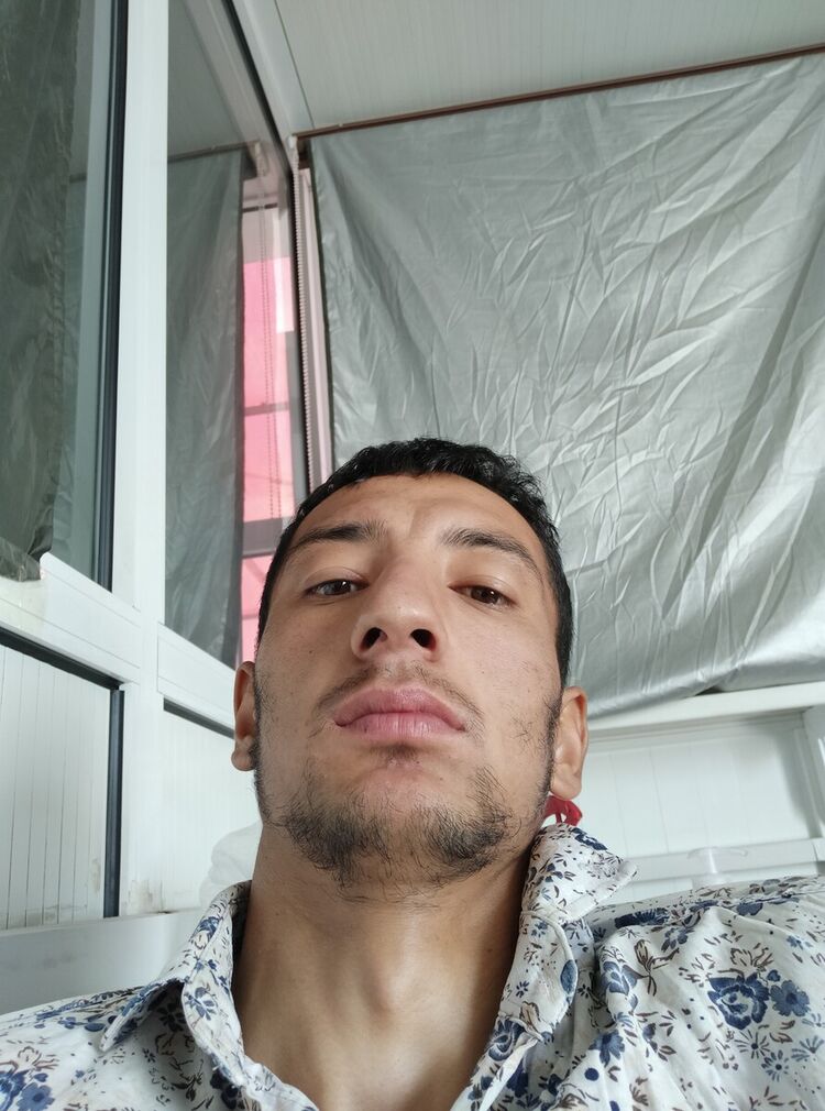  ,   Farrux, 29 ,   ,   , c 