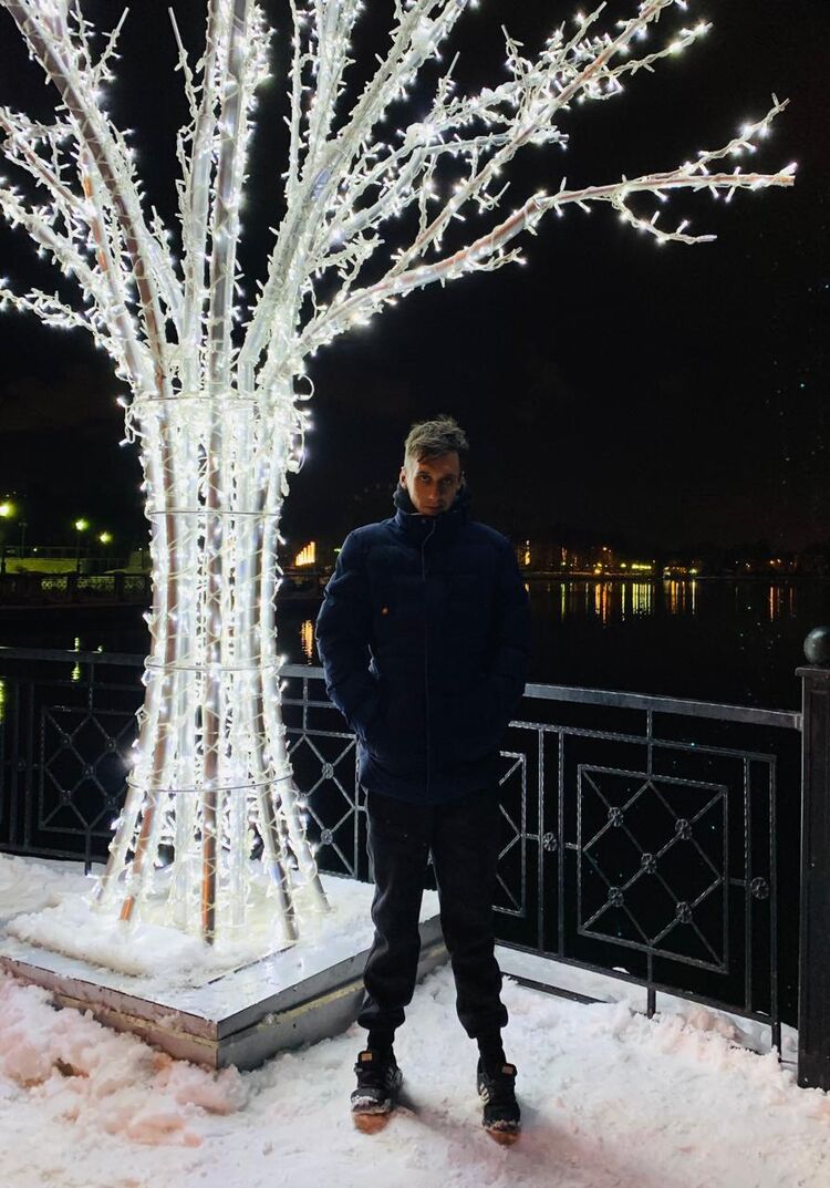 ���� 43939328 ������� ����, 32 ����, ���� ���������� � ����������