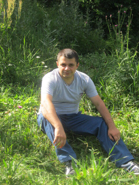  6096718  Artak, 50 ,    