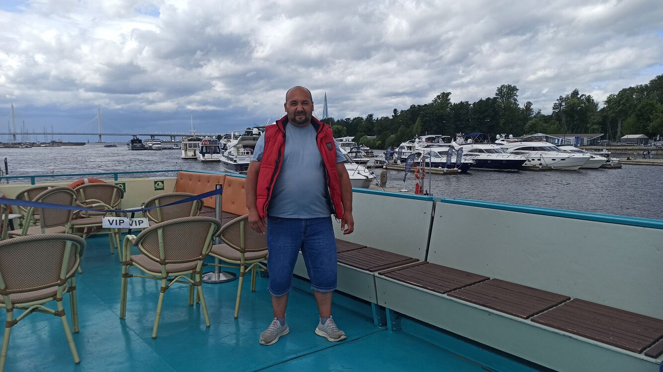  45053988  , 42 ,    -