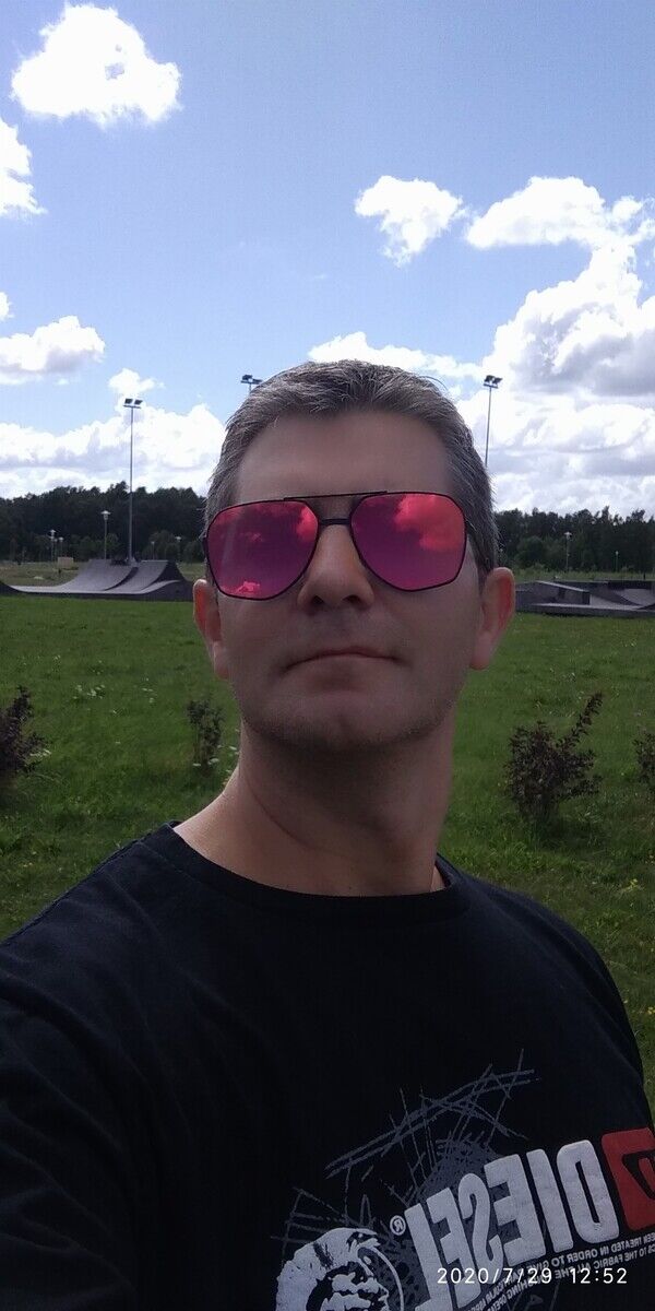  -,   Nerijus, 43 ,   ,   , c 