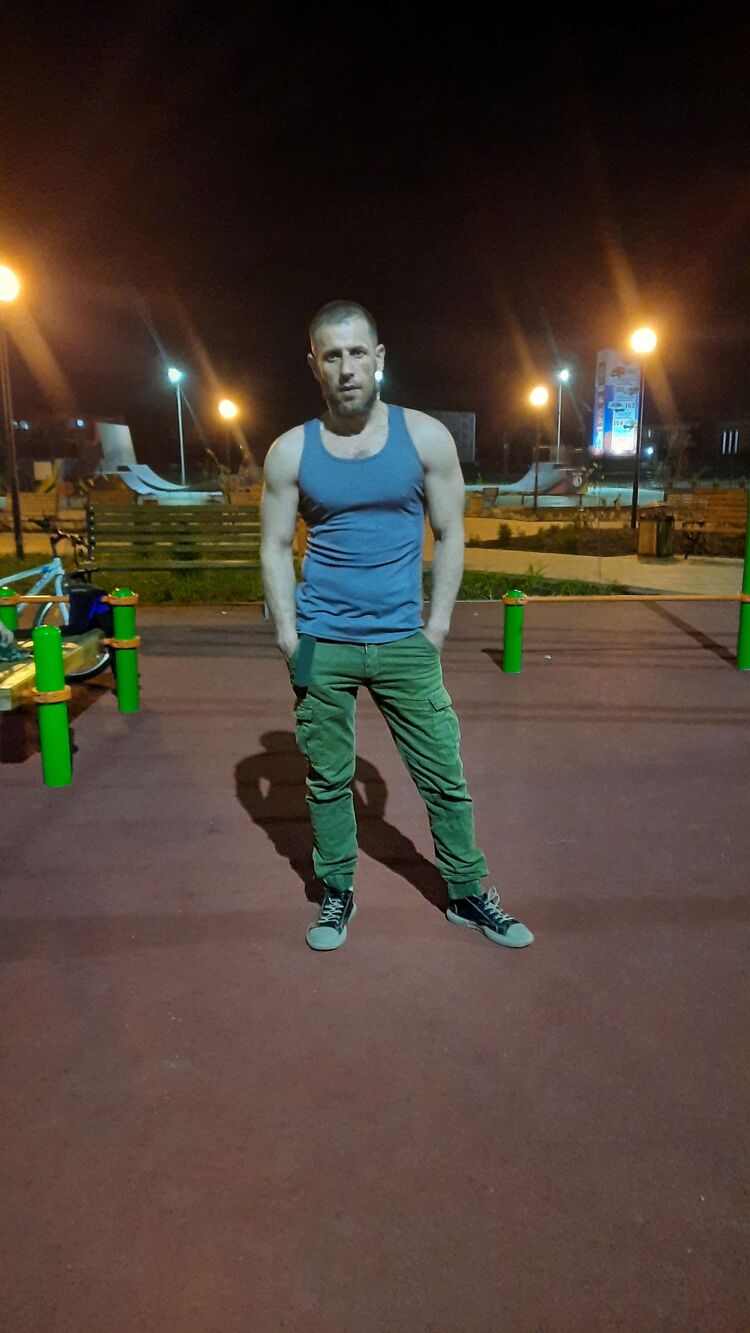  30283498  , 37 ,    