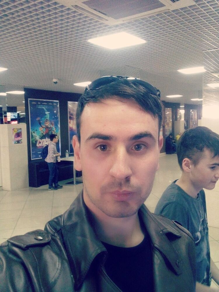  -,   Ruslan, 34 ,   