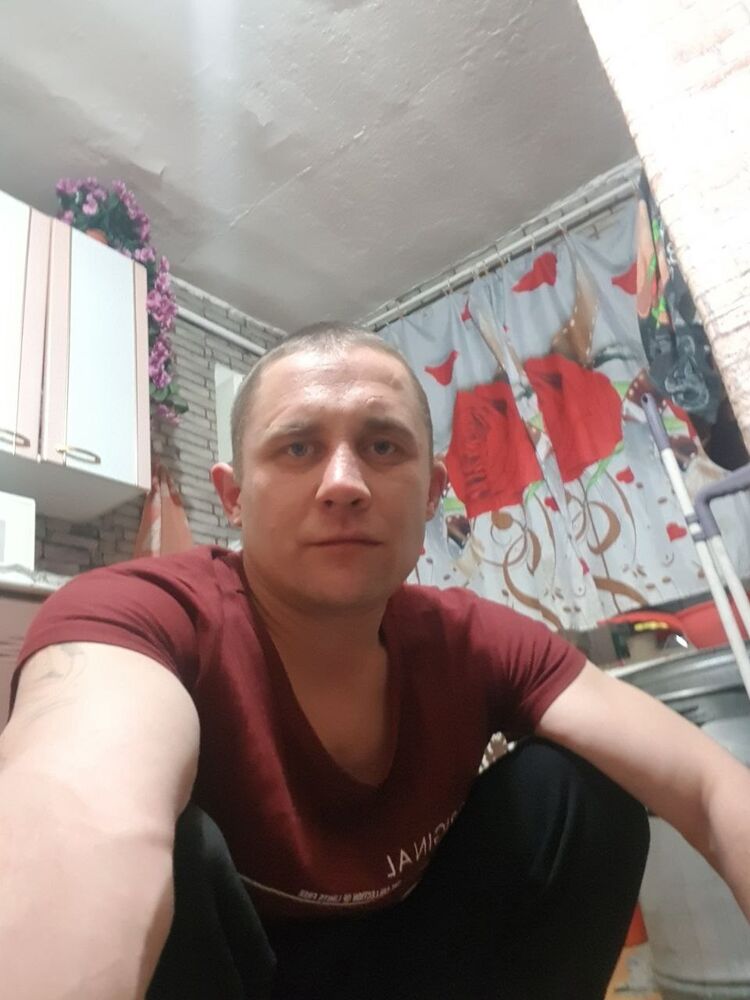  43367848  , 33 ,    