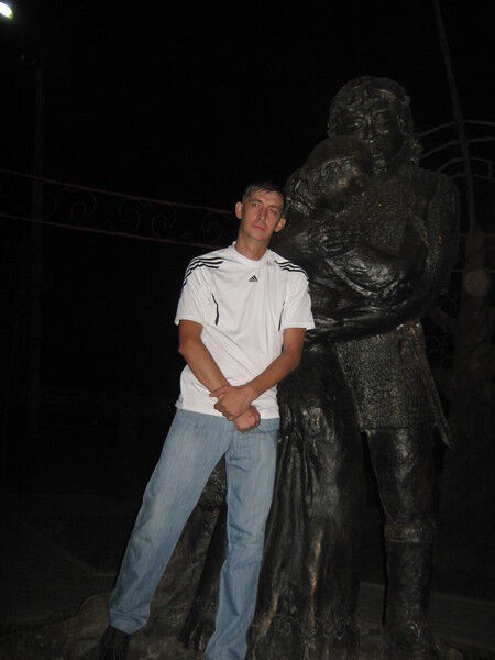  5430638  Sergey, 48 ,    