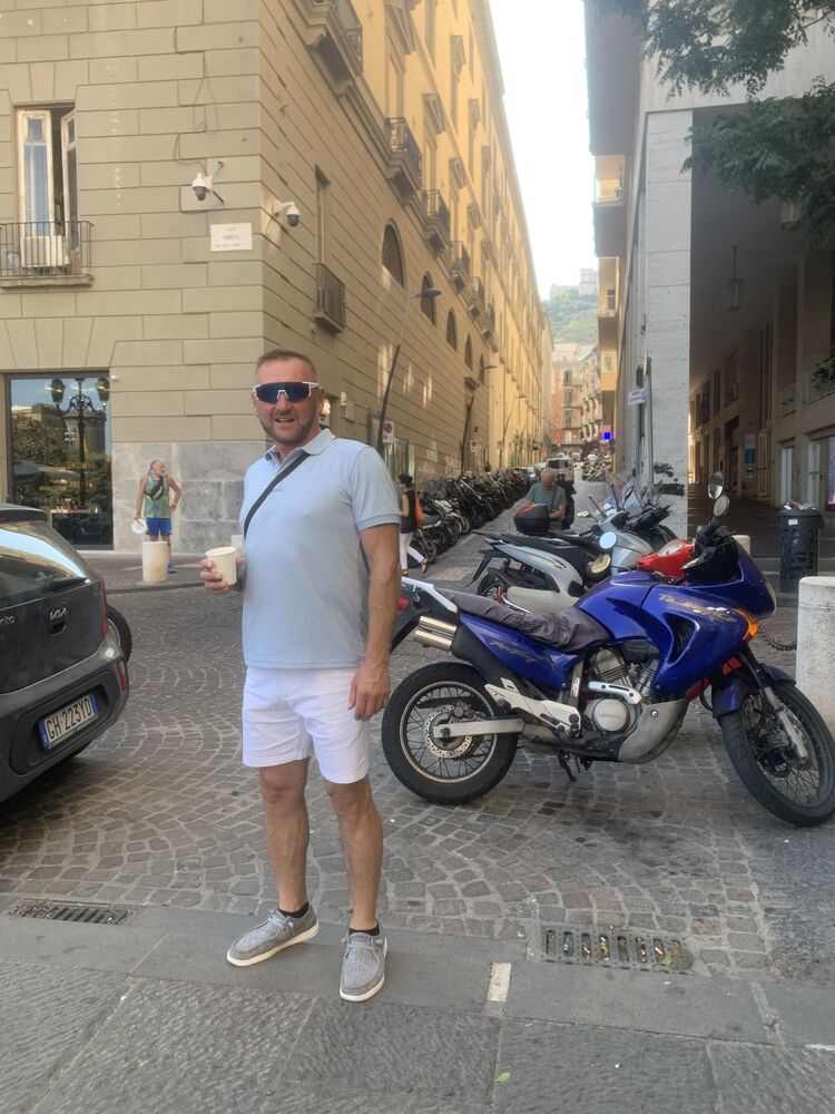  ,   Leszek, 44 ,   ,   