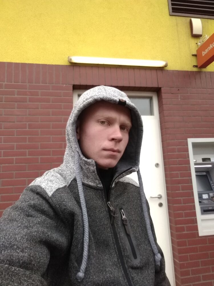  14621318  , 27 ,    Bielany Wroclawskie