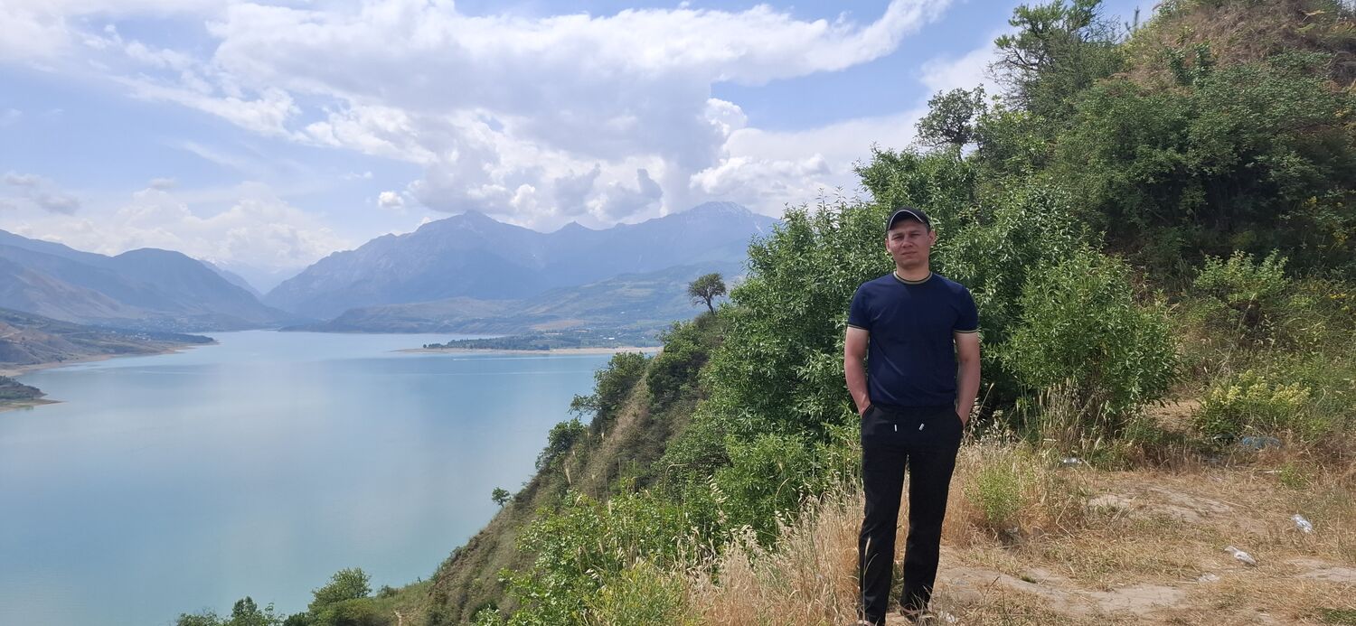  53284888  Suxrob, 37 ,    