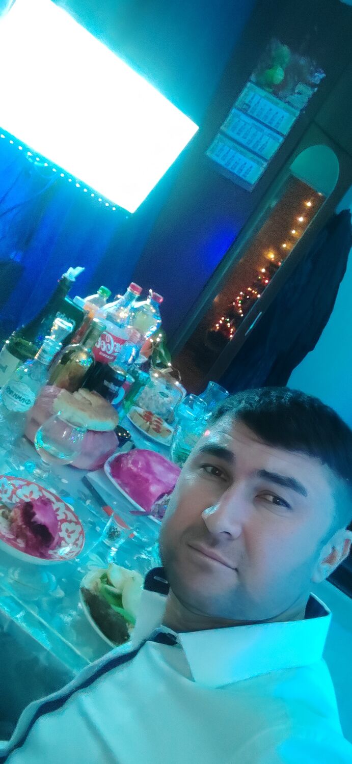  48105098  Sanjar, 39 ,    