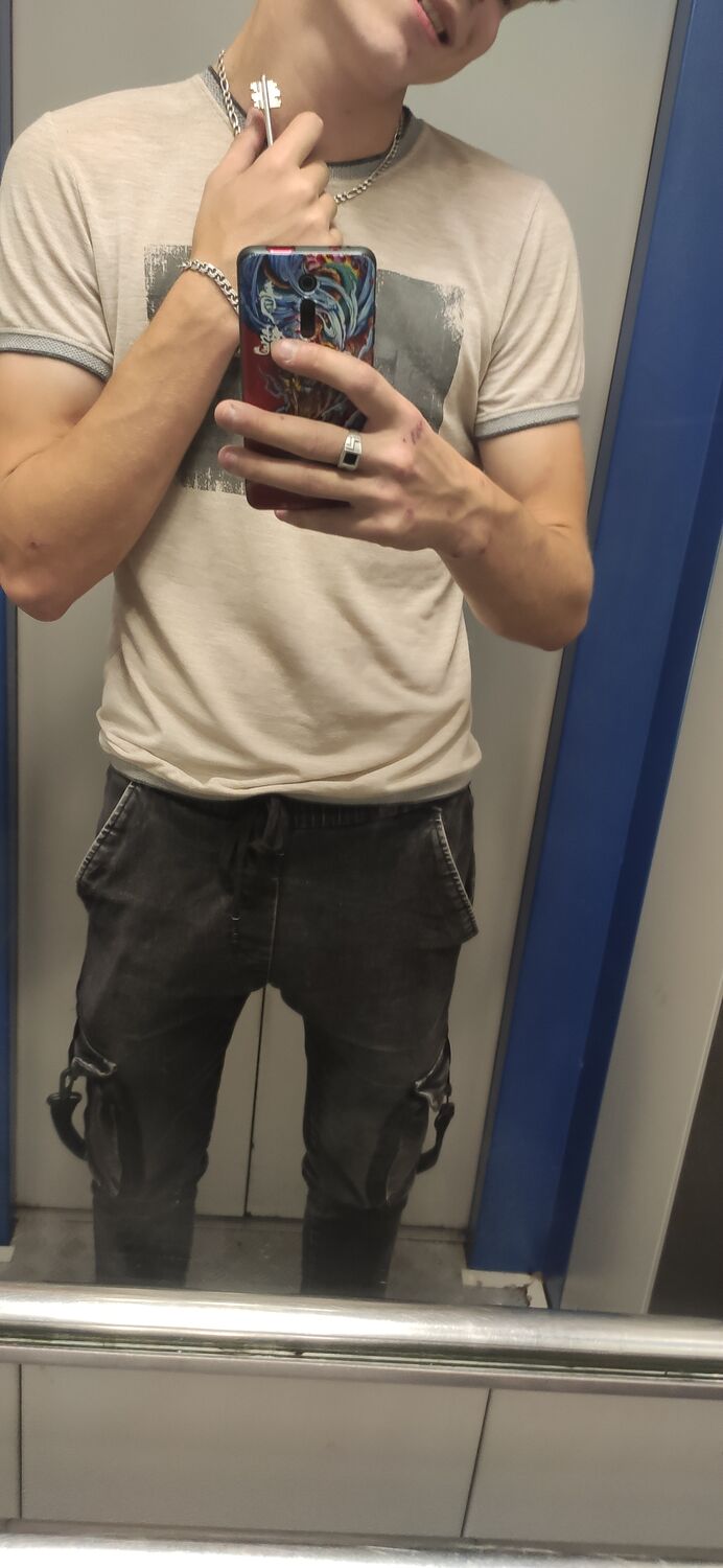  27586968  Oleg, 24 ,     