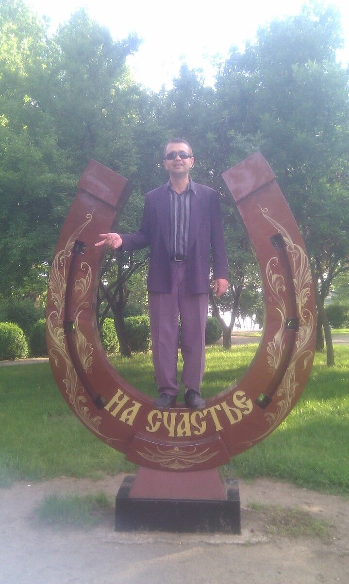  8880488  , 47 ,    
