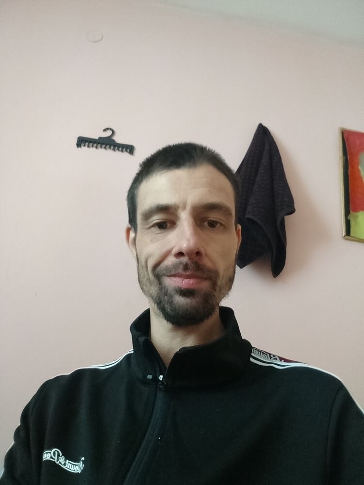  51413408  Kiril, 37 ,    