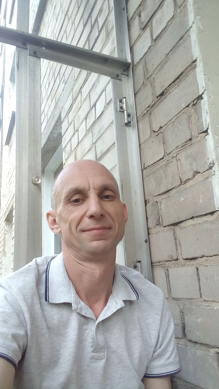  32535078  , 49 ,    